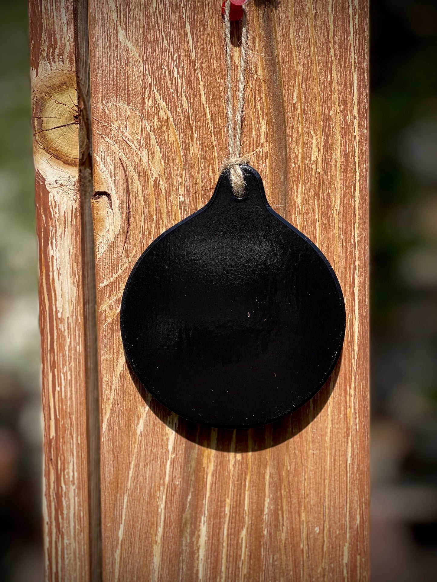Heritage Round Cermic Ornament